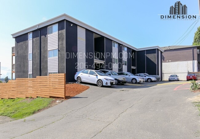 The Drexel Des Moines in Des Moines, WA - Foto de edificio - Building Photo