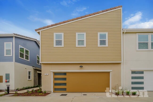 property at 21 Adella Pl