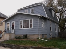 1212 Randolph St in Waterloo, IA - Building Photo