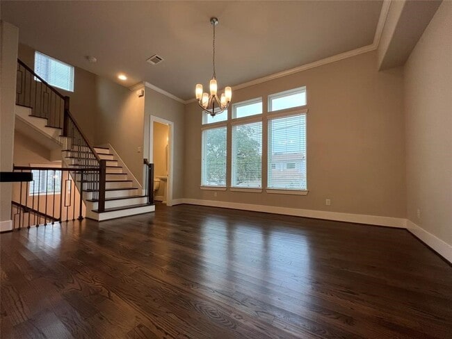 property at 5623 Kansas St