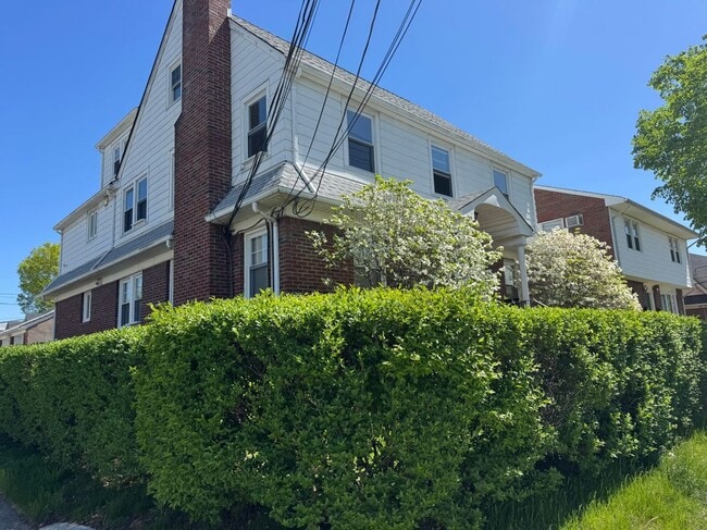 52 Speer Ave in Clifton, NJ - Building Photo - Building Photo