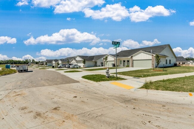 property at 1015 SE 10th St
