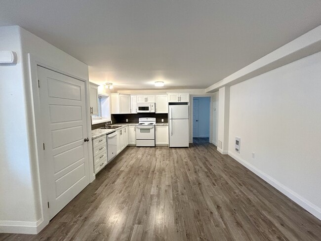 15 Cherrybark Cres in St John's, NL - Building Photo - Building Photo