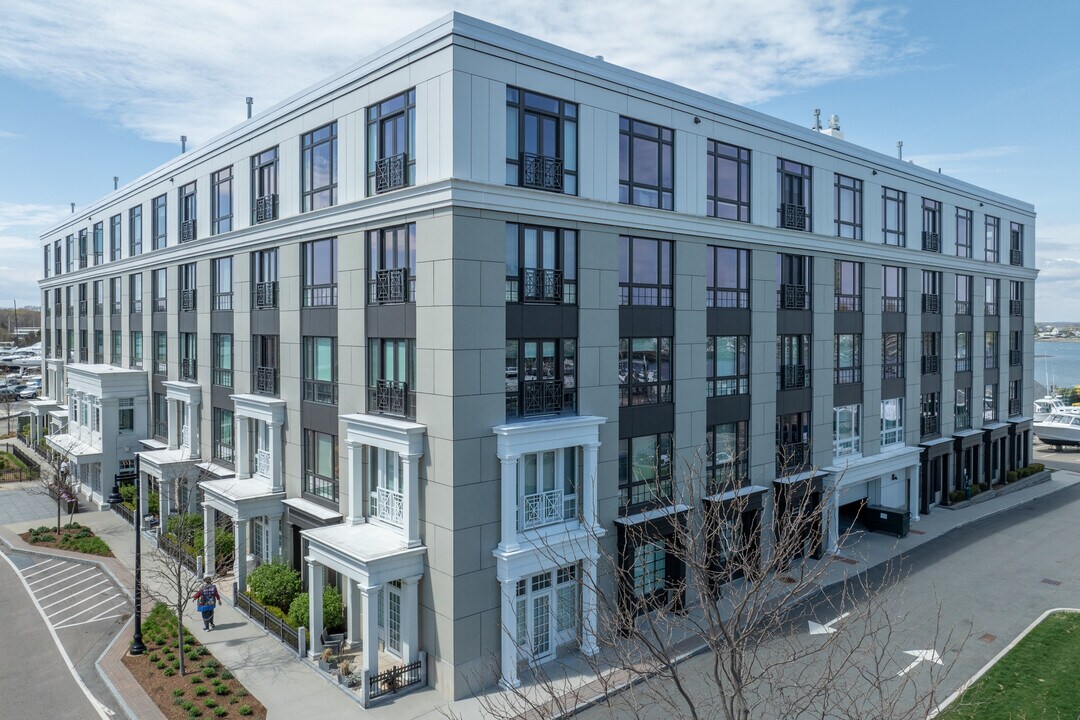 Brio Hingham in Hingham, MA - Building Photo