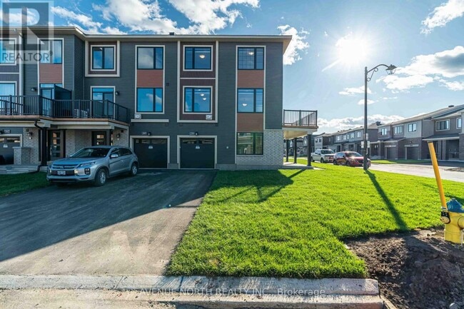 258 Elsie MacGill Walk in Ottawa, ON - Building Photo - Building Photo