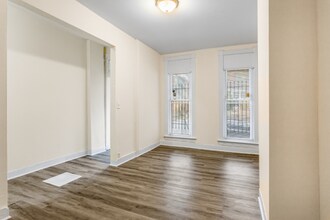 2945 Walbrook Ave in Baltimore, MD - Foto de edificio - Building Photo