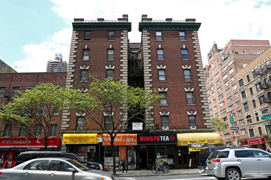 1217-1219 First Ave in New York, NY - Building Photo