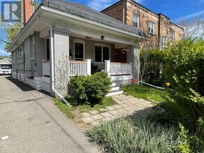 17 Eighth St in Toronto, ON - Building Photo - Building Photo