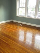 724 Washington St, Unit 2 in Brookline, MA - Building Photo - Building Photo