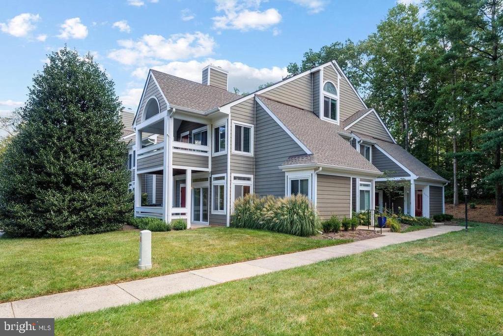 12276 Fort Buffalo Cir in Fairfax, VA - Building Photo