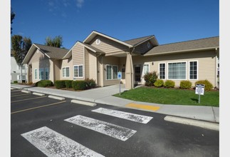 Heron Creek Apartments in Moses Lake, WA - Building Photo - Building Photo