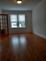 276 Oriental Pl, Unit 4 in Lyndhurst, NJ - Building Photo