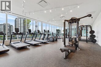 318 Alderson Ave in Coquitlam, BC - Building Photo - Building Photo