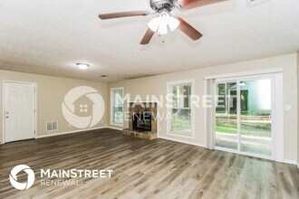 5824 Stonehaven Dr NW in Kennesaw, GA - Foto de edificio - Building Photo