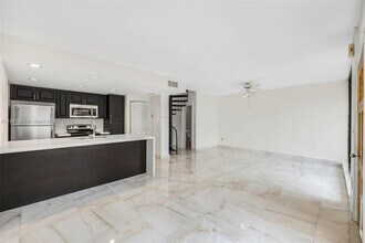 3192 Bird Ave in Miami, FL - Building Photo - Building Photo