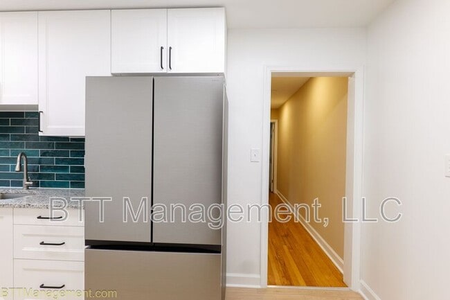 property at 8712 Plymouth St