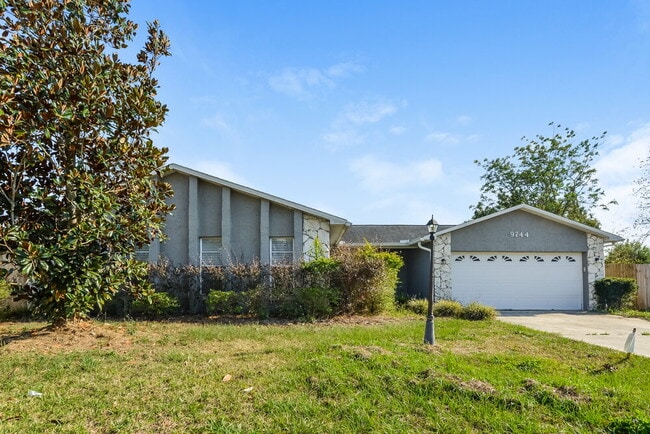 property at 9744 Heatherwood Ct