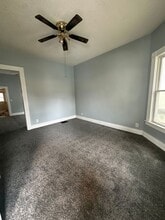 701 S MacArthur Blvd in Springfield, IL - Building Photo - Building Photo