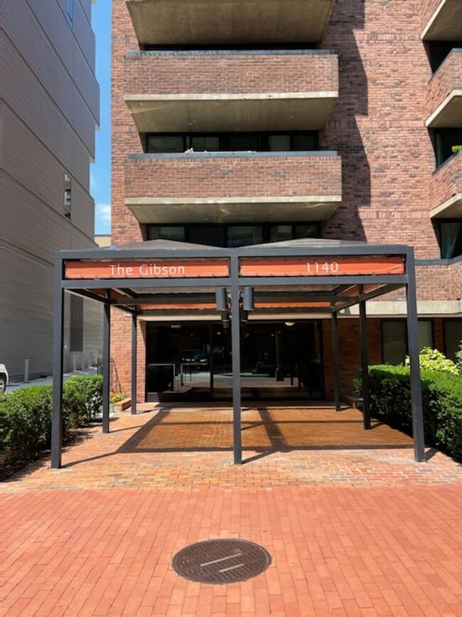 property at 1140 23rd St NW