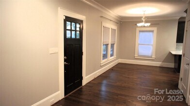 2014 Rozzelles Ferry Rd, Unit 1-202 in Charlotte, NC - Building Photo - Building Photo