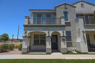 4023 E Erie St in Gilbert, AZ - Building Photo - Building Photo