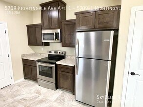 5709 Nightingale Ave in McAllen, TX - Building Photo - Building Photo