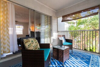 141 California Ave in Cocoa Beach, FL - Foto de edificio - Building Photo