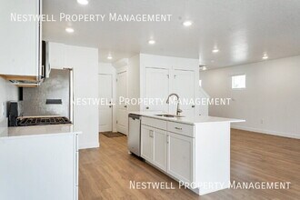 3886 W 860 N in Lehi, UT - Building Photo - Building Photo