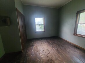 615 N Almond St in Carbondale, IL - Building Photo - Building Photo