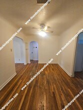 2114 Oxford Ave SE-Unit -Unit A (PG3000416) in Albuquerque, NM - Foto de edificio - Building Photo