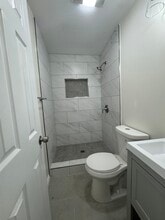 2230 Gates St in Los Angeles, CA - Building Photo - Building Photo