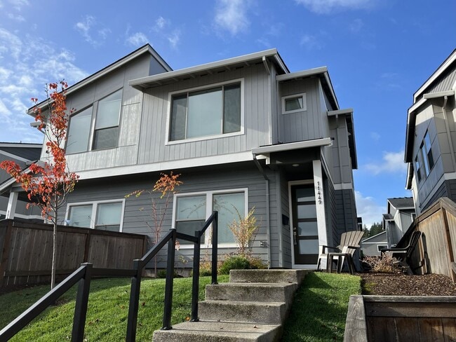 property at 11449 SE Pleasant Vly Pkwy