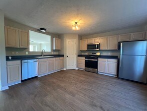 16865 Roosevelt Ln in Shrewsbury, PA - Building Photo - Building Photo