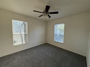 7665 Dahlen St in Fort Worth, TX - Building Photo - Building Photo