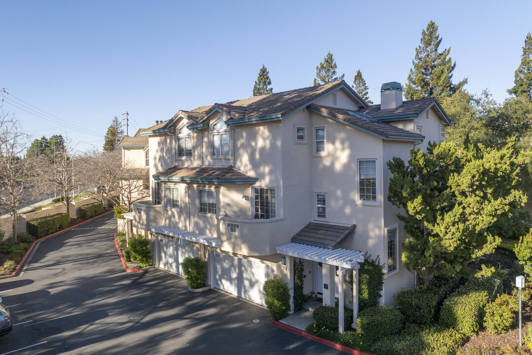 4173 El Camino Real in Palo Alto, CA - Building Photo