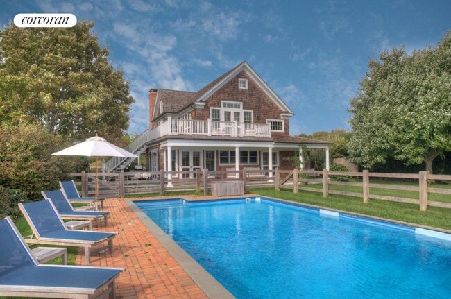 property at 12 Osborn Farm Ln