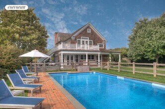 12 Osborn Farm Ln in Wainscott, NY - Building Photo - Building Photo