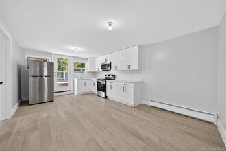 12 N Church St in Goshen, NY - Building Photo - Building Photo