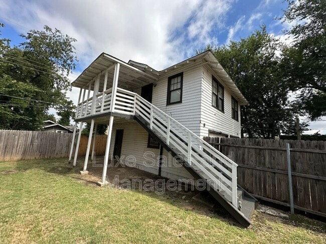 property at 119 NW 27th St