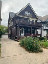 2831 N Frederick Ave, Unit 2831 in Milwaukee, WI - Building Photo
