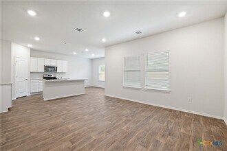 2861 Brogan Creek in New Braunfels, TX - Building Photo - Building Photo