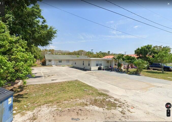 1202 Summer St in Lake Worth Beach, FL - Building Photo