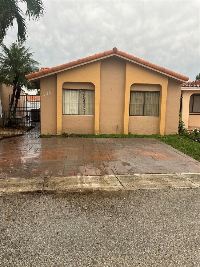 property at 2528 W 65th St