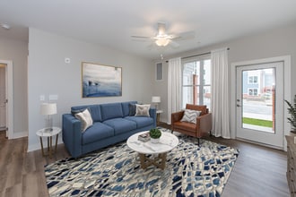 Palmers Creek II in Fredericksburg, VA - Foto de edificio - Interior Photo
