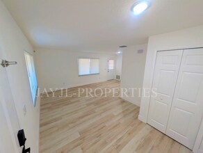 1997 Bonneville Dr in Orlando, FL - Building Photo - Building Photo