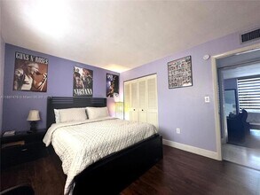 8045 SW 107th Ave, Unit 201 in Miami, FL - Building Photo - Building Photo
