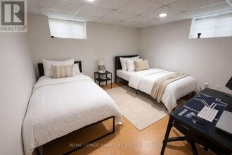 43 St George St in Toronto, ON - Building Photo - Building Photo