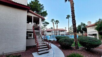 825 Rock Springs Dr in Las Vegas, NV - Building Photo