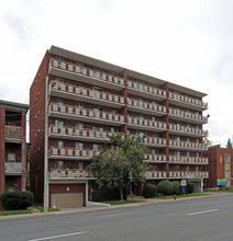 Donna Court in Hamilton, ON - Building Photo - Building Photo