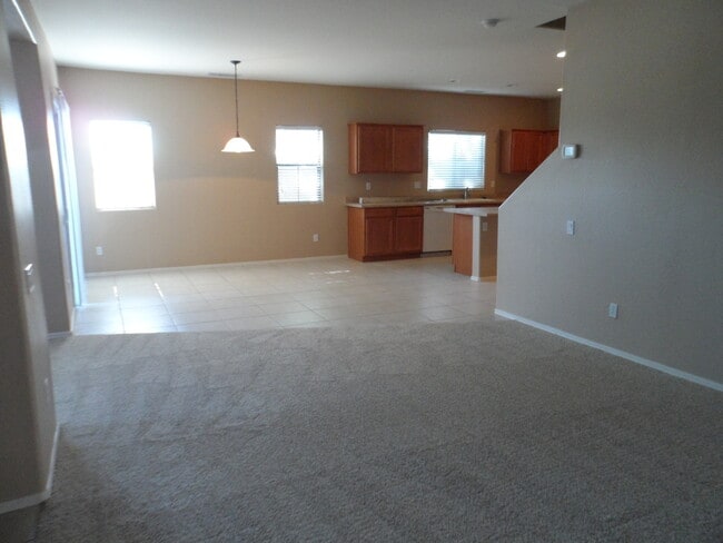 2413 N 83rd Dr in Phoenix, AZ - Building Photo - Building Photo